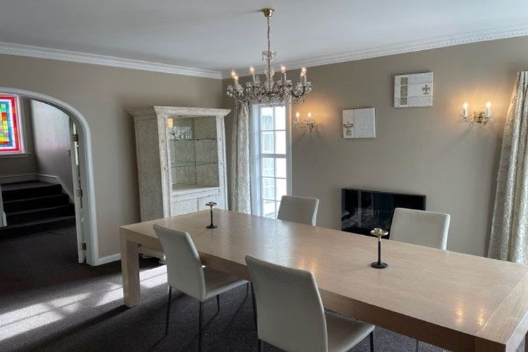 Photo of property in 55 Straven Road, Riccarton, Christchurch, 8011