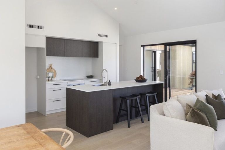 Photo of property in 53 Redbrook Road, Casebrook, Christchurch, 8051