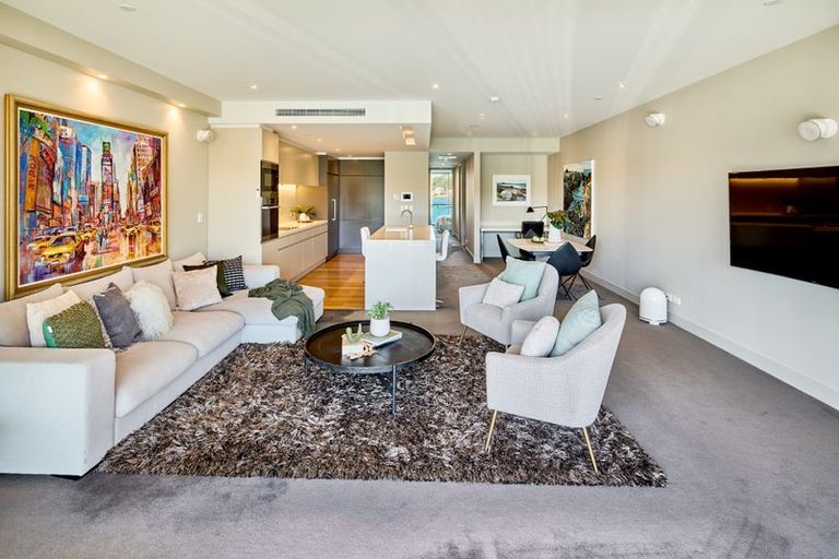 Photo of property in Clyde Quay Wharf, 2d/1 Clyde Quay Wharf, Te Aro, Wellington, 6011