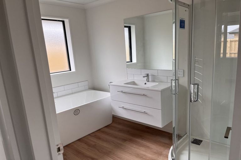 Photo of property in 4 Cousins Street, Woodend, 7691