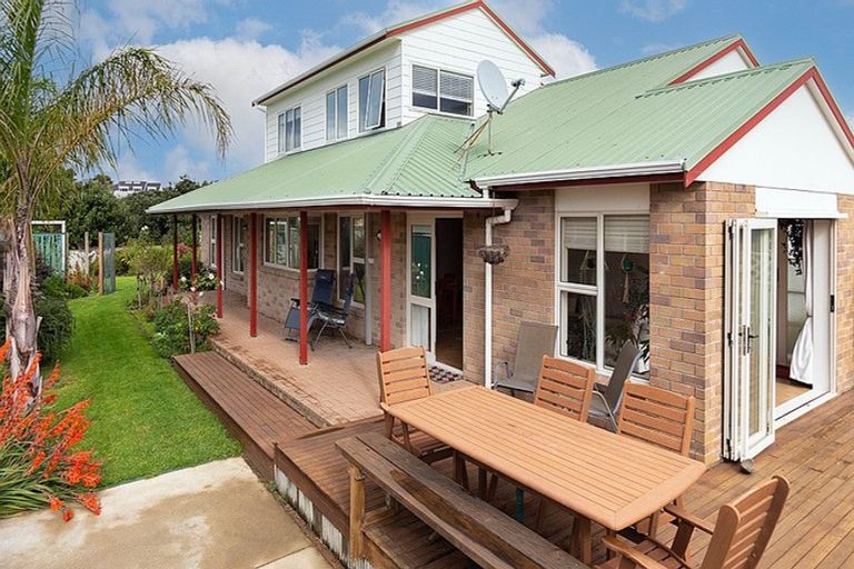 Photo of property in 21 The Glebe, Coastlands, Whakatane, 3120