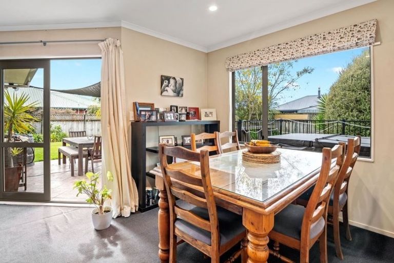 Photo of property in 10 Pukeone Place, Motueka, 7120
