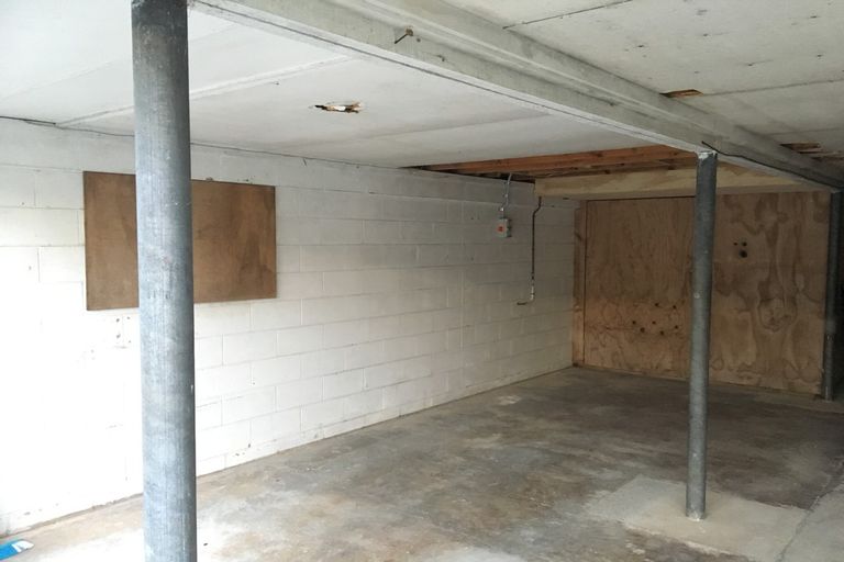 Photo of property in 43 Clark Road, Te Kamo, Kamo, 0112