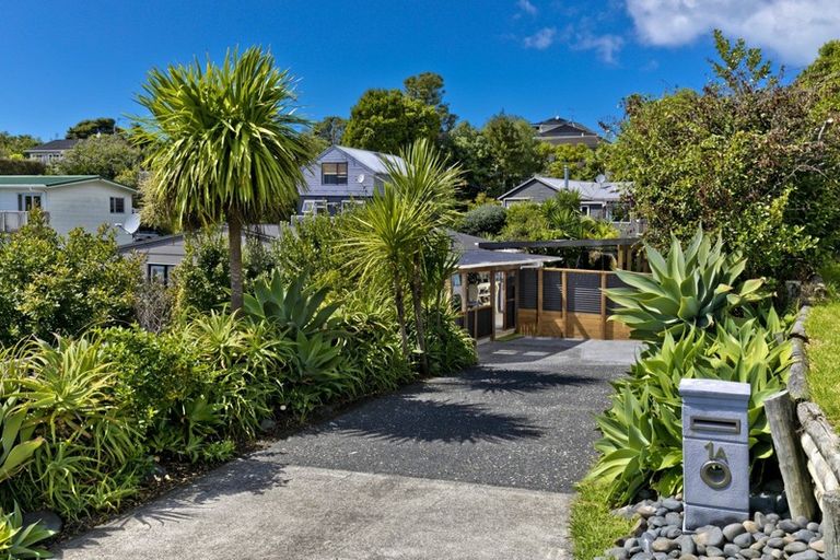 Photo of property in 1a Long Bay Drive, Torbay, Auckland, 0630