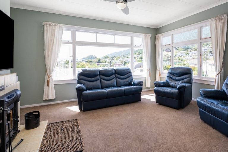 Photo of property in 9 Lincoln Street, Picton, 7220