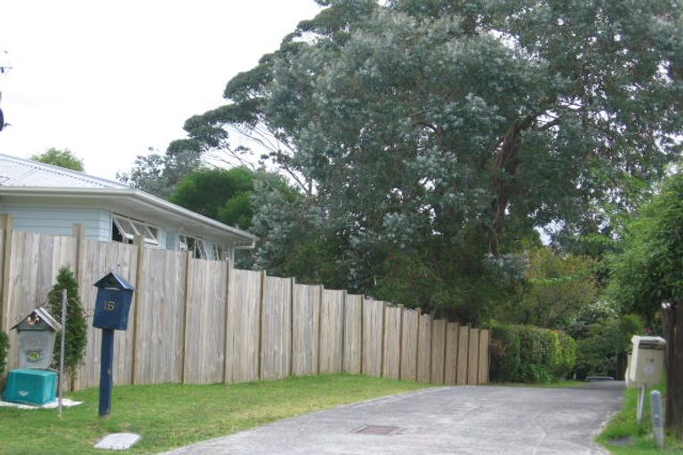 Photo of property in 13 Roseneath Place, Birkdale, Auckland, 0626