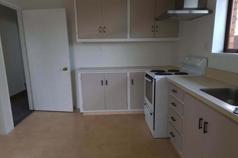 Photo of property in 1/2 Leitch Street, Somerfield, Christchurch, 8024