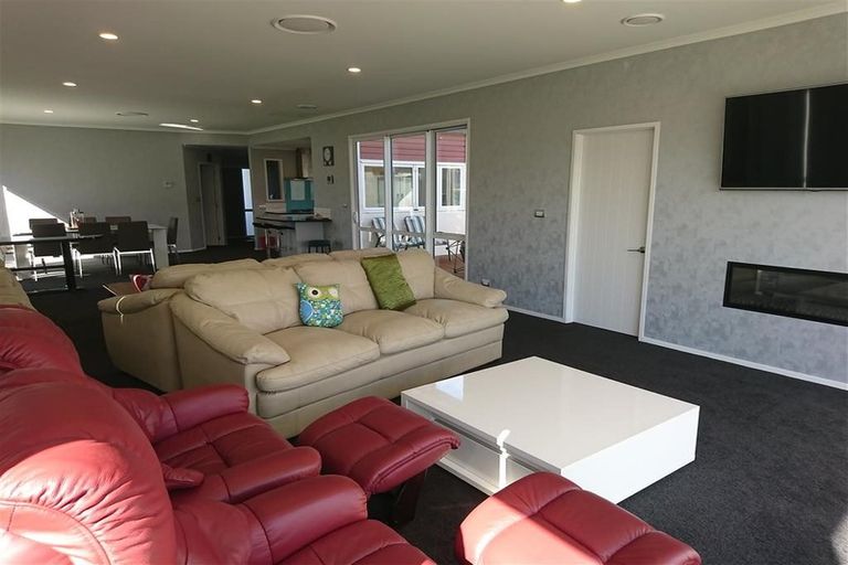 Photo of property in 71 Rata Street, Wanaka, 9305