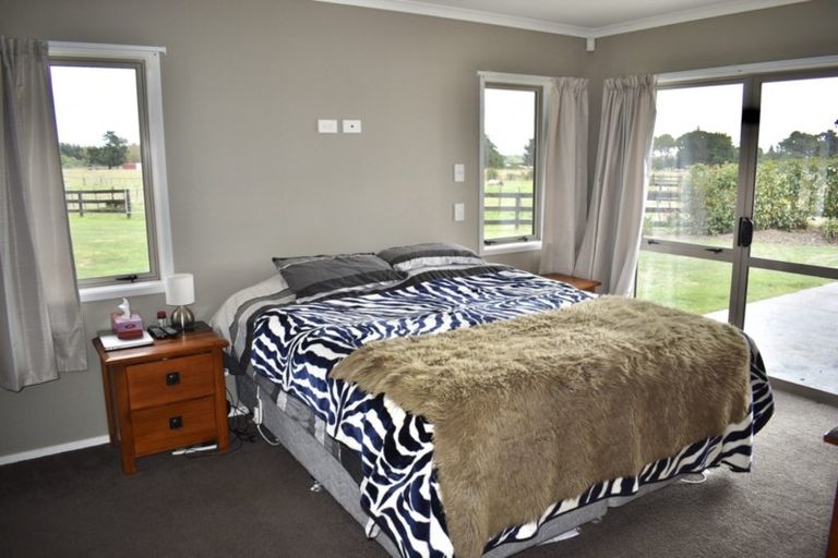 Photo of property in 126 Gear Road, Te Horo, Otaki, 5582