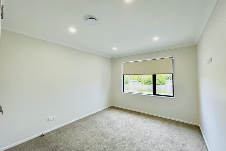 Photo of property in 36d Seymour Road, Sunnyvale, Auckland, 0612
