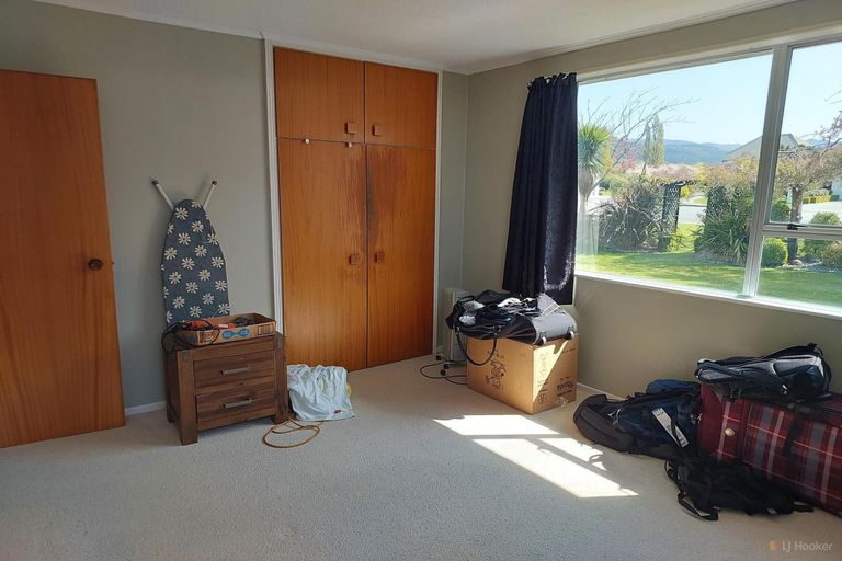 Photo of property in 195 Queen Street, Waimate, 7924