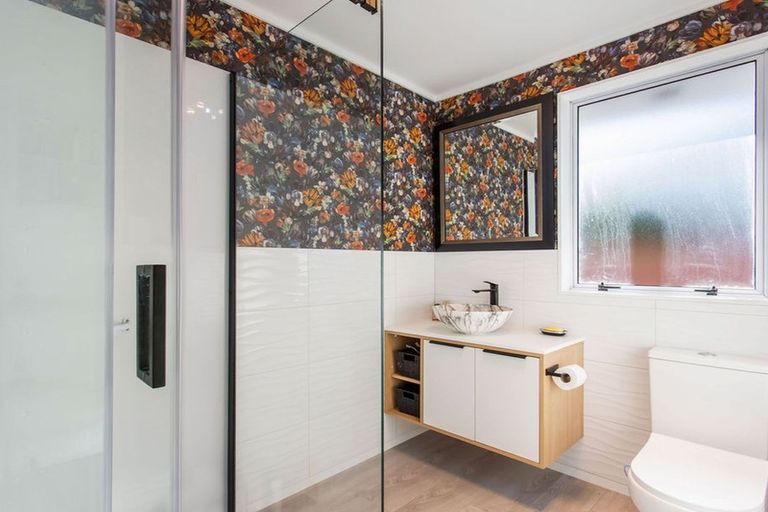 Photo of property in 2/63 Lonsdale Street, New Brighton, Christchurch, 8083