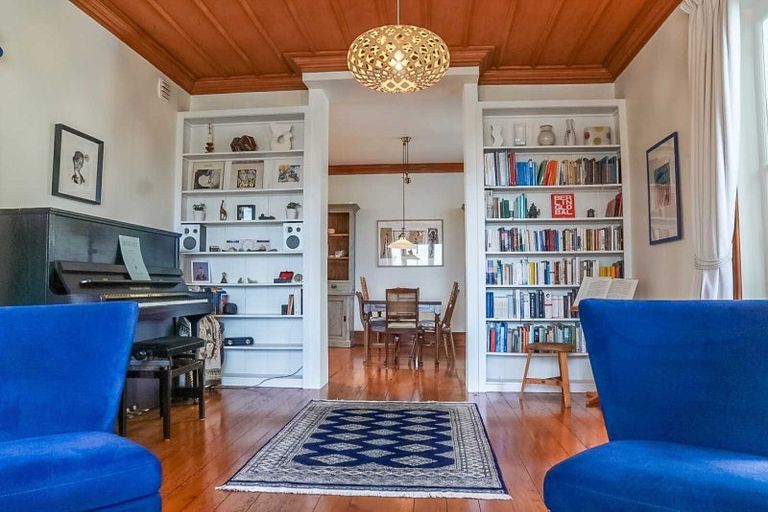 Photo of property in 5 Corry Avenue, Bluff Hill, Napier, 4110