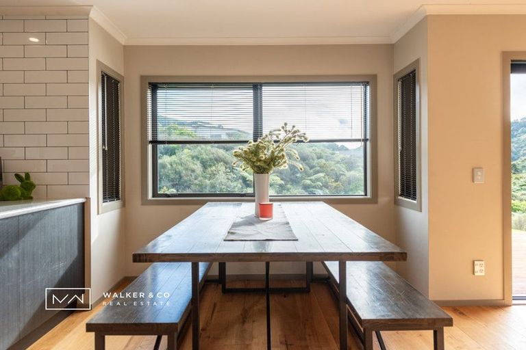 Photo of property in 7 Percy Kinsman Crescent, Riverstone Terraces, Upper Hutt, 5018