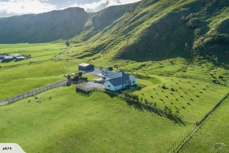 Photo of property in 40 Grant Road, Kinloch, Taupo, 3385