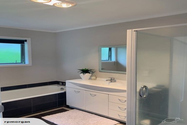 Photo of property in 24 Bruce Avenue, Glenview, Hamilton, 3206