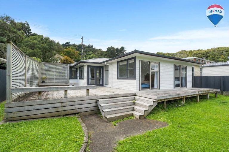 Photo of property in 88 Thomas Street, Stokes Valley, Lower Hutt, 5019