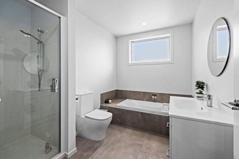 Photo of property in 127a Taradale Road, Onekawa, Napier, 4110