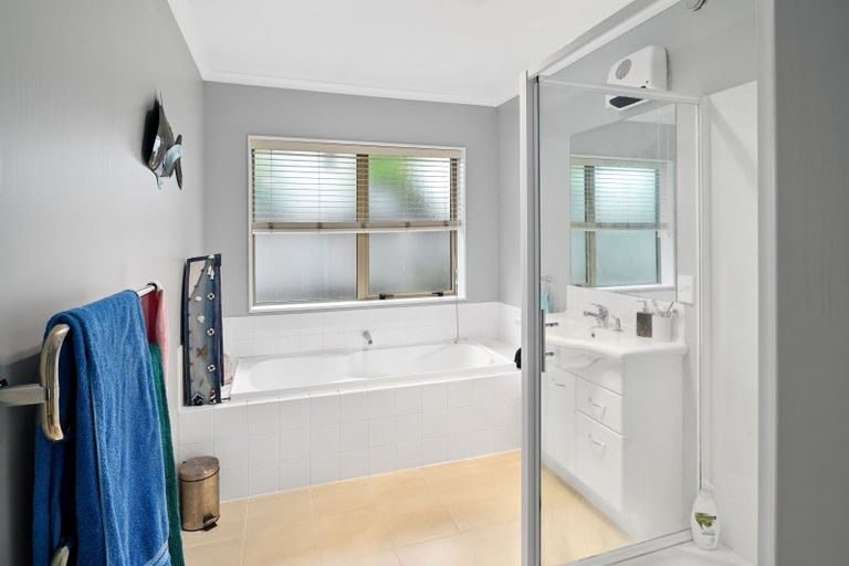 Photo of property in 105 Saxton Road East, Stoke, Nelson, 7011