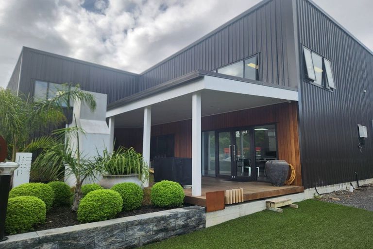 Photo of property in 275 Fitzgerald Road, Drury, 2577