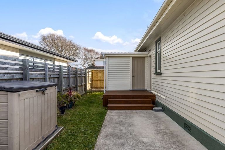 Photo of property in 40 George Street, Levin, 5510