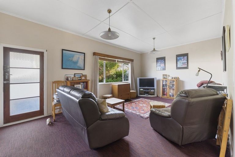 Photo of property in 42 Gaine Street, New Plymouth, 4310