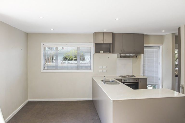 Photo of property in 51 Wilton Crescent, Bishopdale, Christchurch, 8053