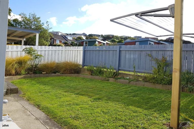 Photo of property in 18a Penryn Drive, Camborne, Porirua, 5026