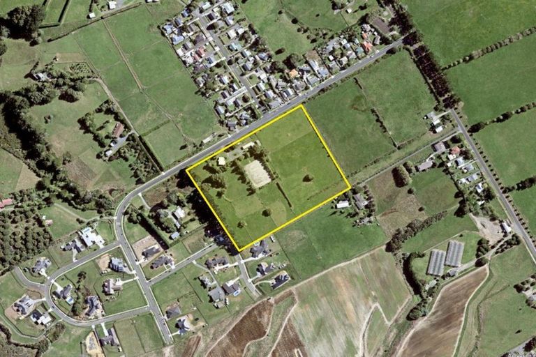 Photo of property in 101 Mcrobbie Road, Kingseat, Papakura, 2580