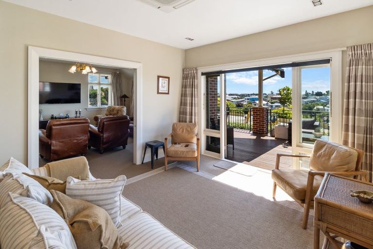 Photo of property in 15 Wai-iti Road, Maori Hill, Timaru, 7910