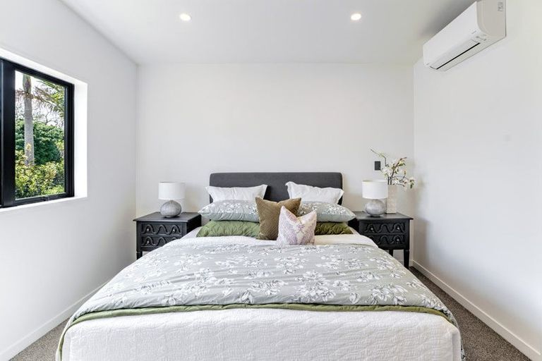 Photo of property in 3b Pine Ridge Terrace, Waikanae Beach, Waikanae, 5036