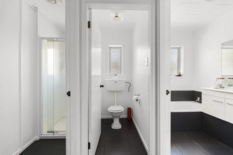 Photo of property in 3 Park Lane, Waitara, 4320