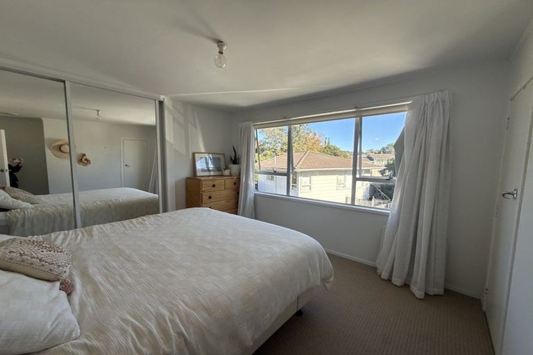 Photo of property in 12 Freya Place, Torbay, Auckland, 0630