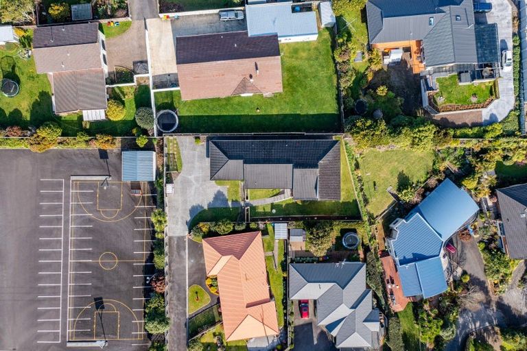 Photo of property in 9c Del Mar Place, Merrilands, New Plymouth, 4312