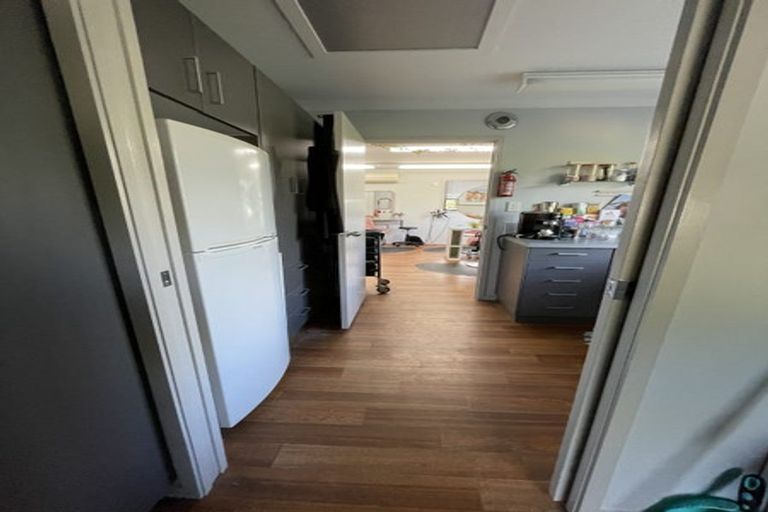 Photo of property in 25a Church Road, Taradale, Napier, 4112