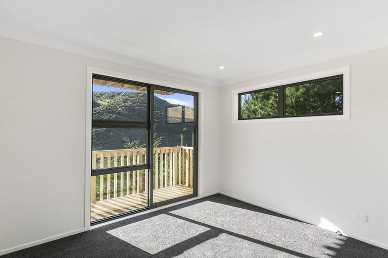 Photo of property in 1 Rarangi Way, Owhiro Bay, Wellington, 6023