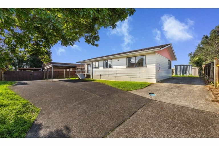 Photo of property in 1/41 Taitimu Drive, Weymouth, Auckland, 2103