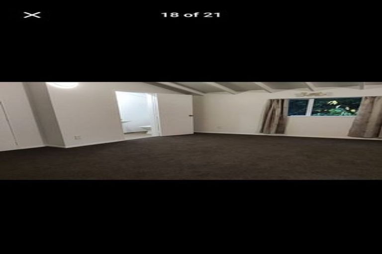 Photo of property in 16 Chartwell Drive, Crofton Downs, Wellington, 6035