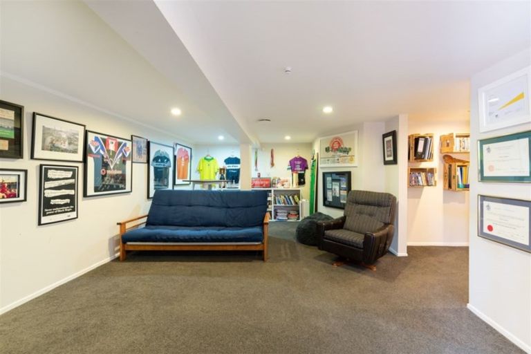 Photo of property in 50 Quebec Road, Milford, Auckland, 0620
