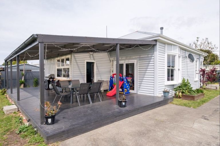 Photo of property in 14 Redmond Street, Elgin, Gisborne, 4010