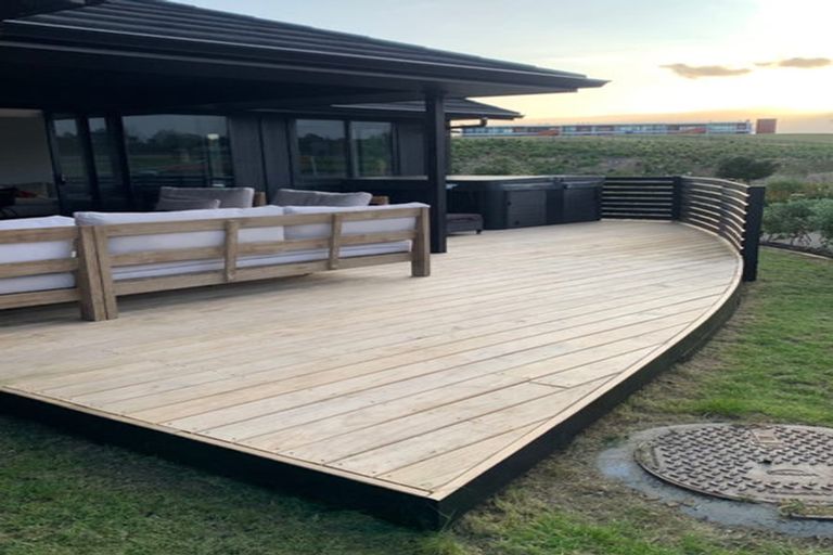 Photo of property in 33 Te Paea Avenue, Karaka, 2124