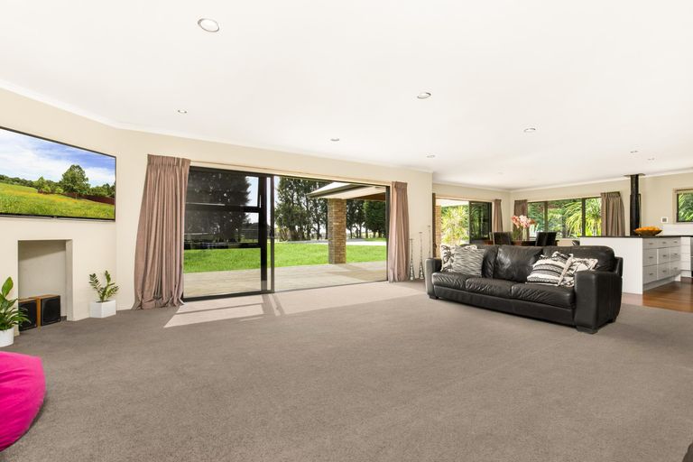 Photo of property in 72 Hunter Road, Patumahoe, Pukekohe, 2678