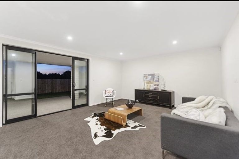 Photo of property in 48 Helen June Avenue, Flagstaff, Hamilton, 3210