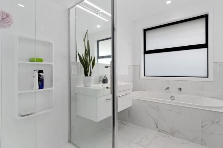 Photo of property in 93 Lynley Park Drive, Omokoroa, 3114