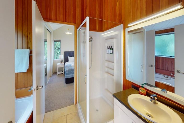 Photo of property in 199a Kawaha Point Road, Kawaha Point, Rotorua, 3010