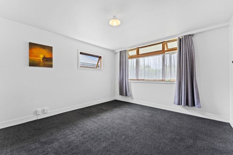 Photo of property in 27 Weraroa Road, Levin, 5510