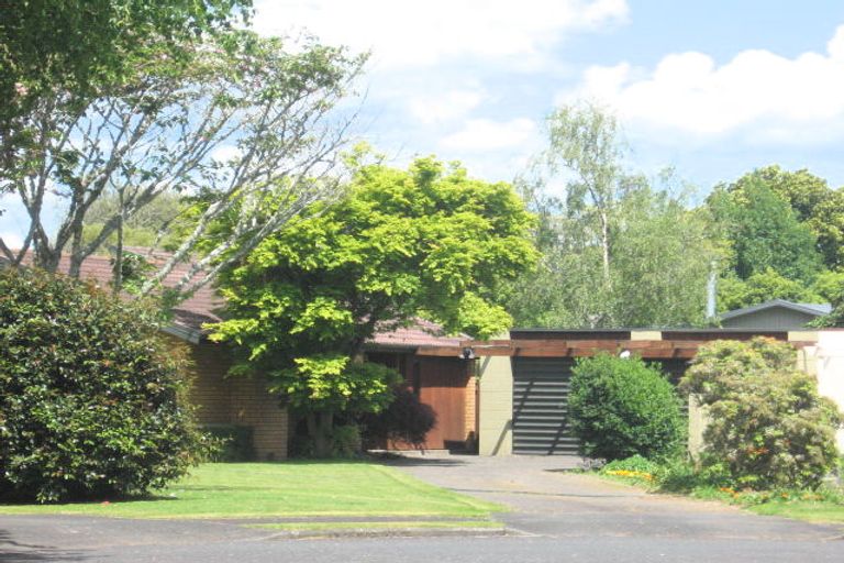 Photo of property in 4 Gilchrist Place, Cambridge, 3434