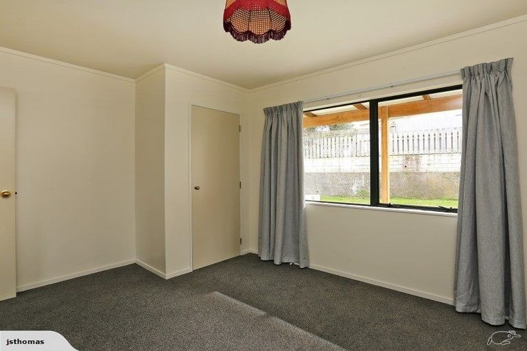 Photo of property in 2/73 Milton Road, Bluff Hill, Napier, 4110