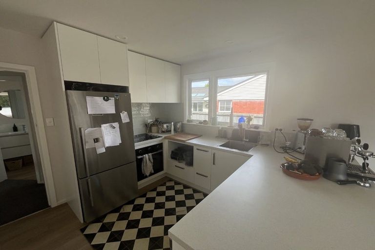 Photo of property in 16 Joyce Crescent, Ilam, Christchurch, 8041