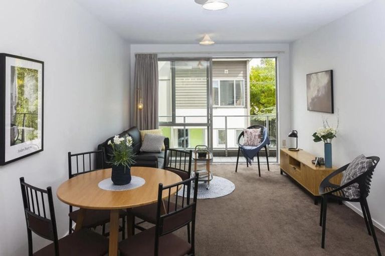 Photo of property in 1/106 Bealey Avenue, Christchurch Central, Christchurch, 8013